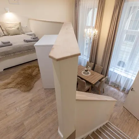 Apartment Comfort Zone *